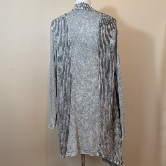 Zenergy by Chico’s Textured Long Draped Front Cardigan With Pockets - Picture 5 of 11